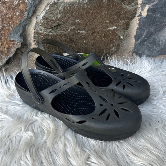 NWT Crocs Carlie Cutout Clog Black Mary Jane Comfort Shoes Women’s 10 - Picture 4 of 7